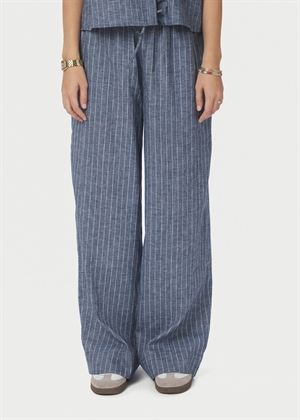 Heifa Emb stripe buks Blue Neo Noir 